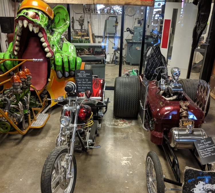 twisted-oz-motorcycle-museum-photo